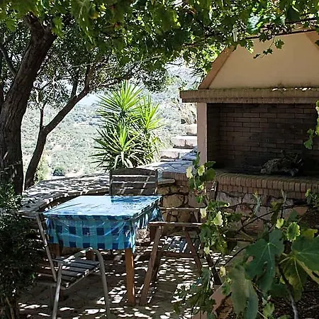 מלון Calypso 3*